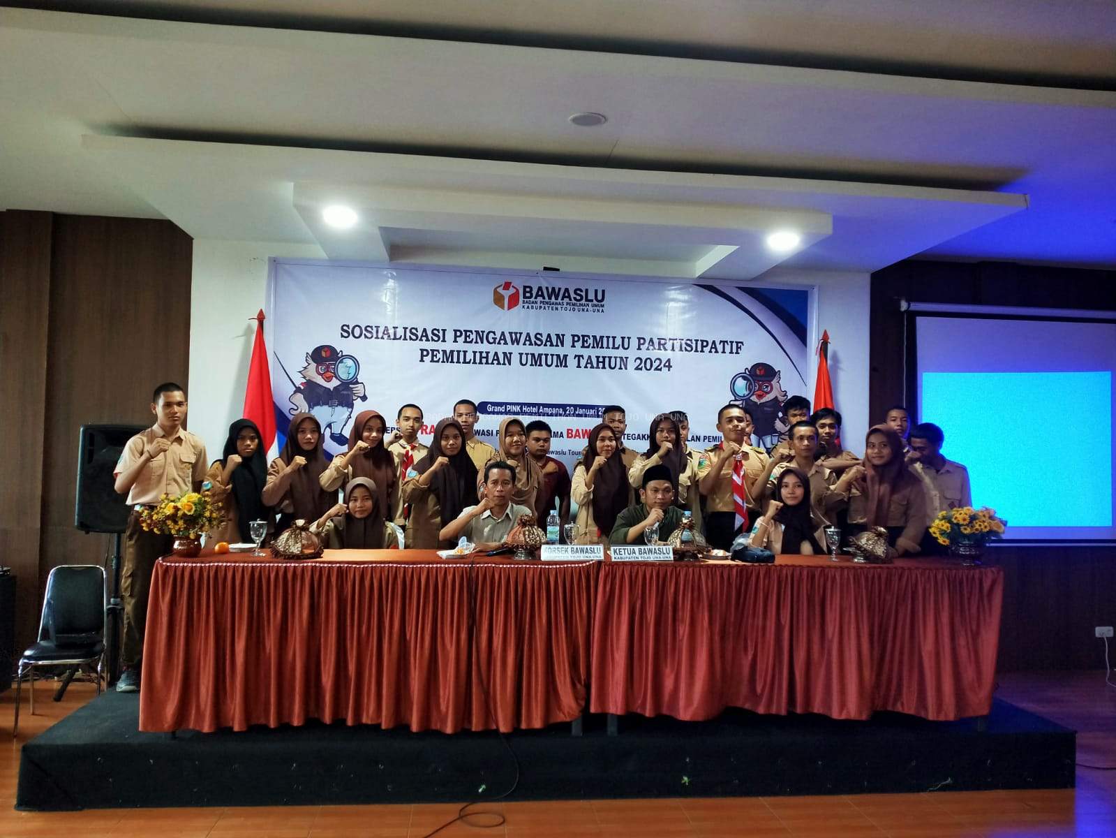 Gelar Sosialisasi Ke Pelajar, Bawaslu Touna Ajak Awasi Pemilu