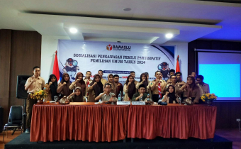 Gelar Sosialisasi Ke Pelajar, Bawaslu Touna Ajak Awasi Pemilu